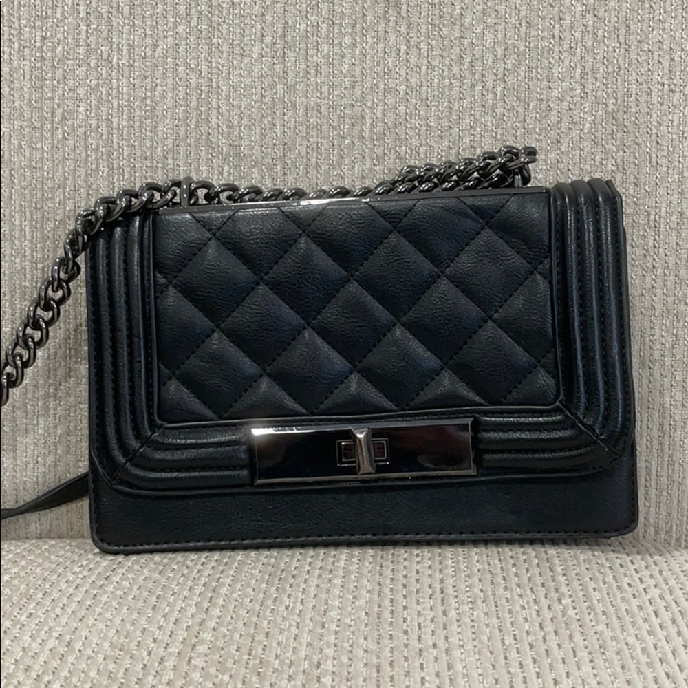 Hand bag